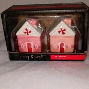 Christmas Candy Houses salt and pepper Shakers